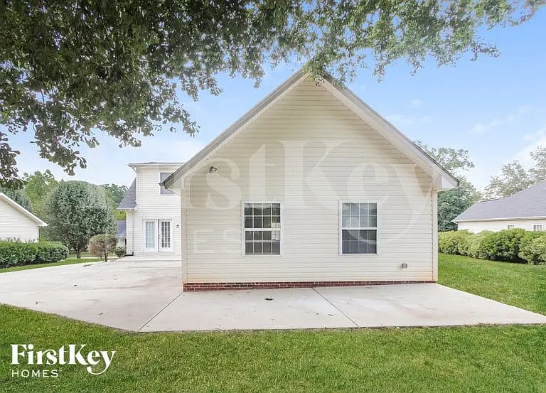 200 Heather Glen Ln — Photo 15