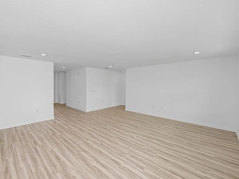 22096 Aleutian Ave — Photo 12