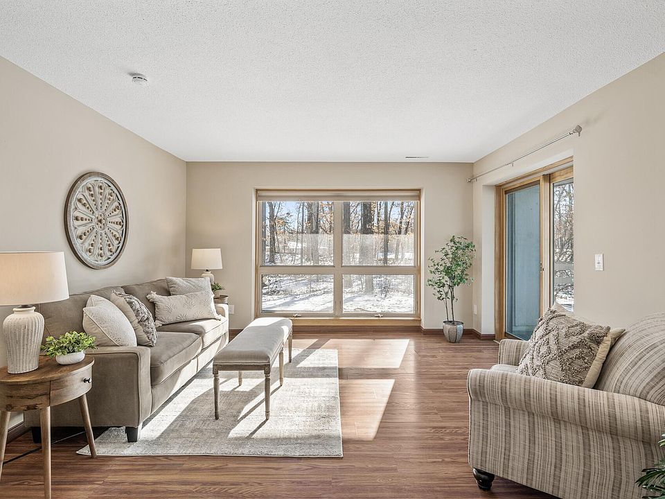 1st image of 1805 Zanzibar Ln N