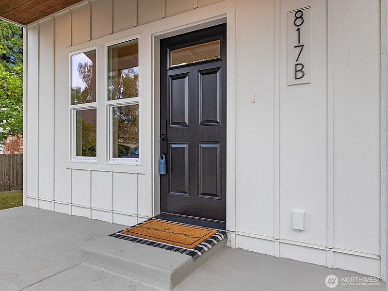 4th image of 817 Olympic Boulevard #B