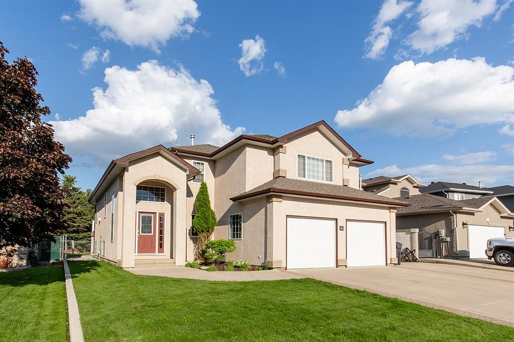 43 W Riverview Dr SE