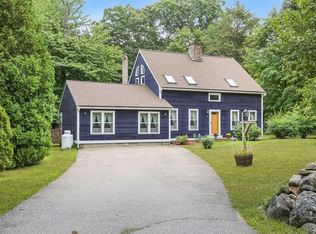 34 Willard Rd, Sturbridge, MA 01566