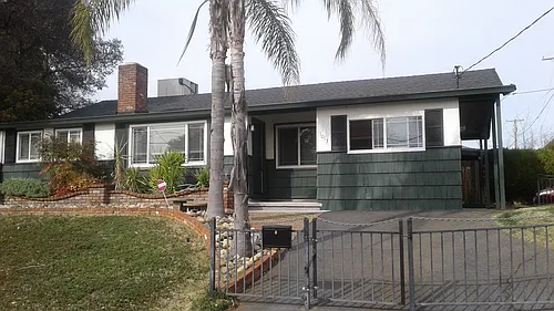 1013 3rd St Photo 1