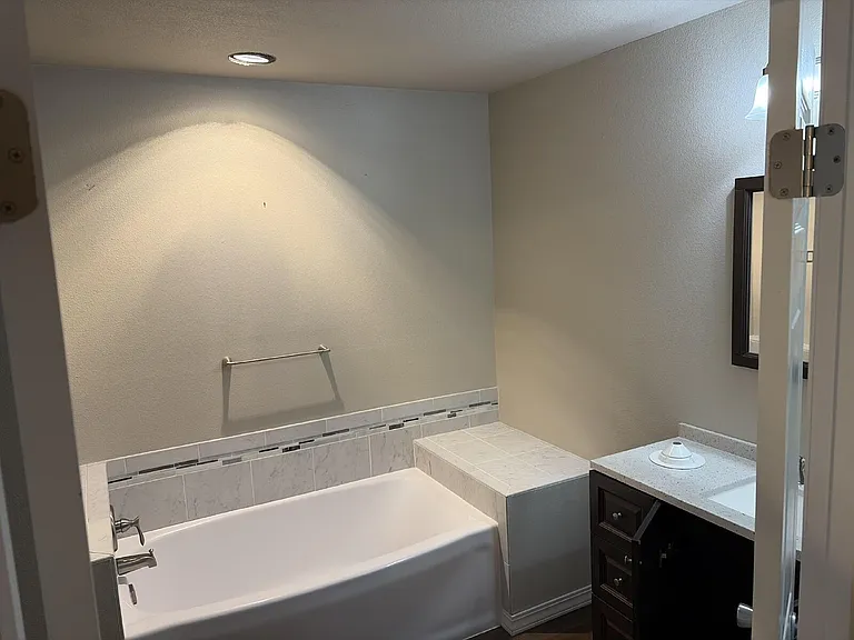 521 Micahs Xing — Photo 8