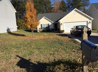 2702 Zola Dr, Greensboro, NC 27405
