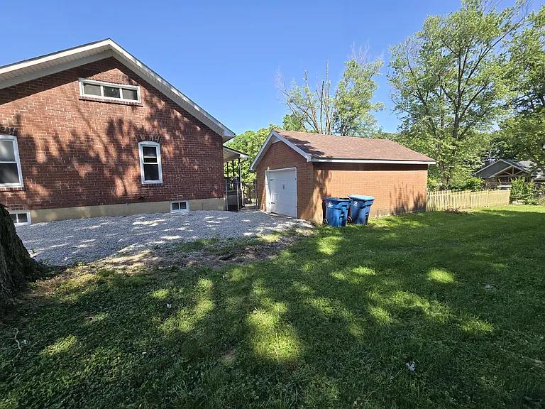3532 Fullerton Ave — Photo 6