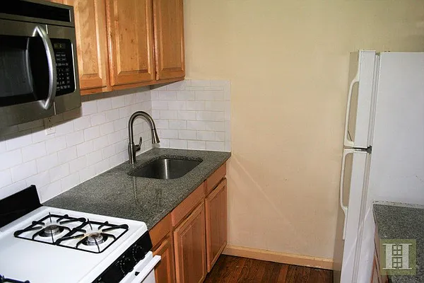 Rented by Halstead Real Estate | media 22