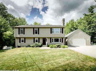 32 Hemlock Ave, York, ME 03909