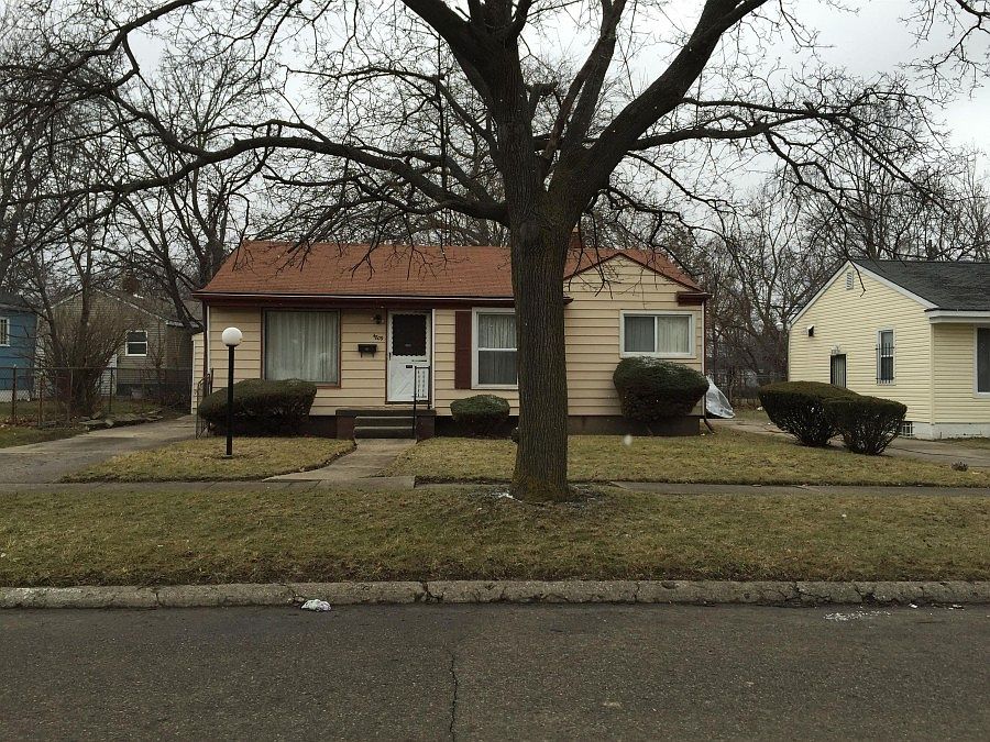 1st image of 4809 Greenlawn Dr