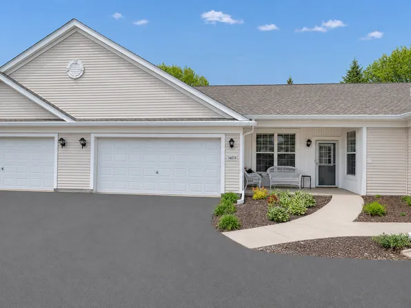 14028 Palisades Ave, Huntley, IL 60142