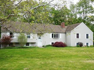 18 Riverside Ter, Madison, CT 06443