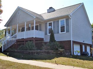 6701 Terrence Knoll Rd, Belews Creek, NC 27009