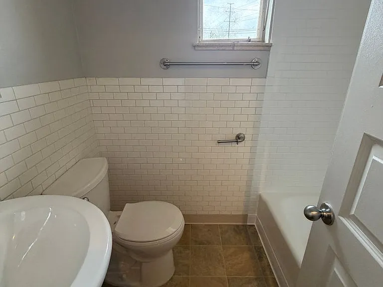 7400 W 10th Ave — Photo 58