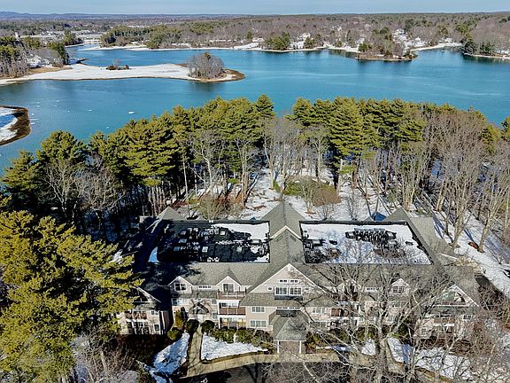 3rd image of 100 Shepards Cove Road #H301