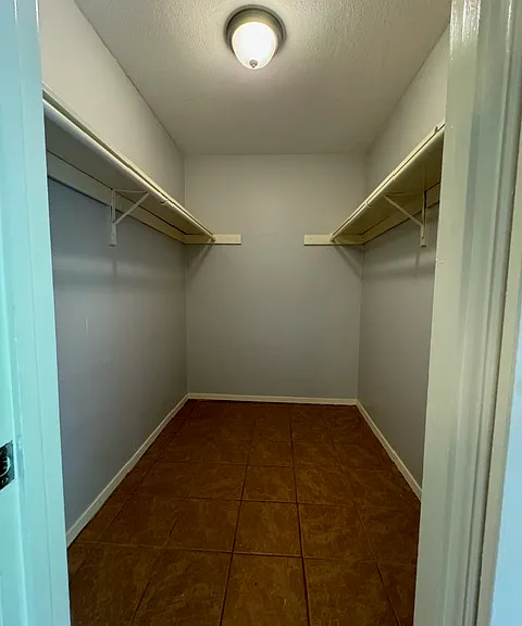 239 Craddock Ave #B — Photo 52