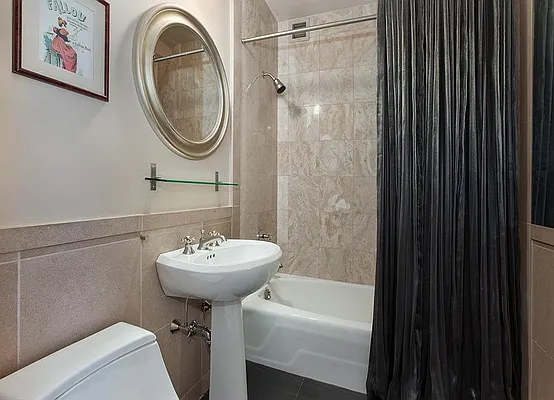 Rented by Warburg | media 18