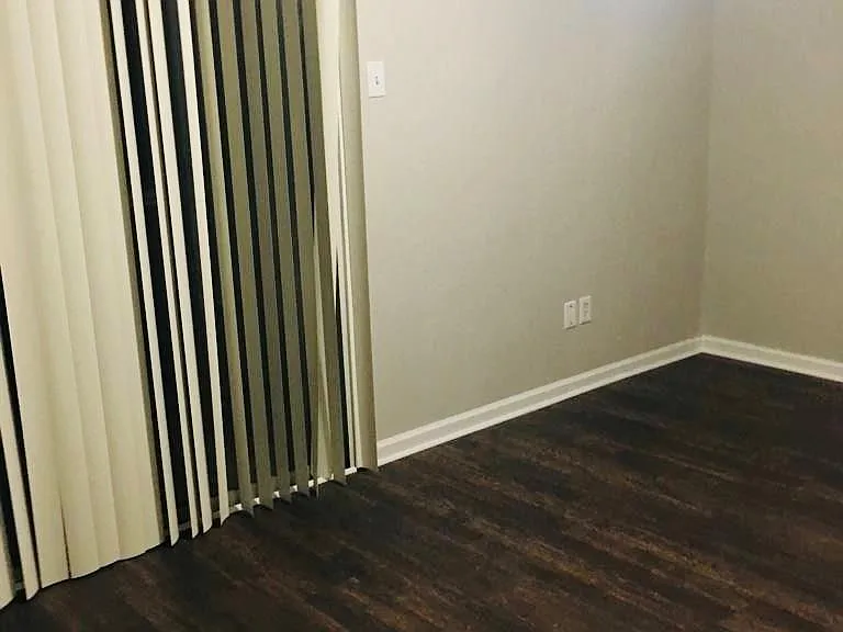 513 Cypress Ave — Photo 22