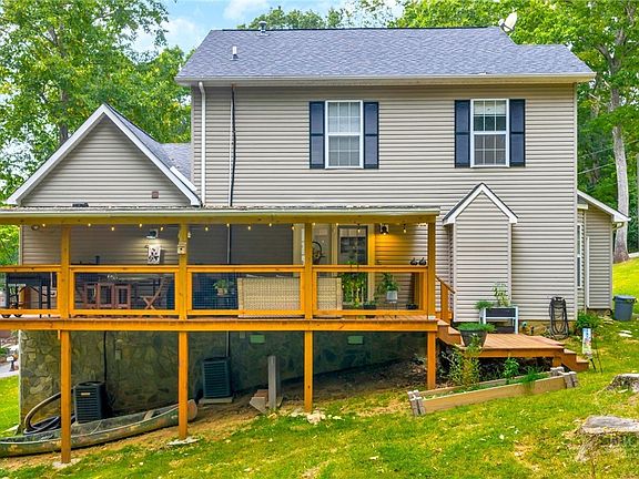 5th image of 389 Highland Drive