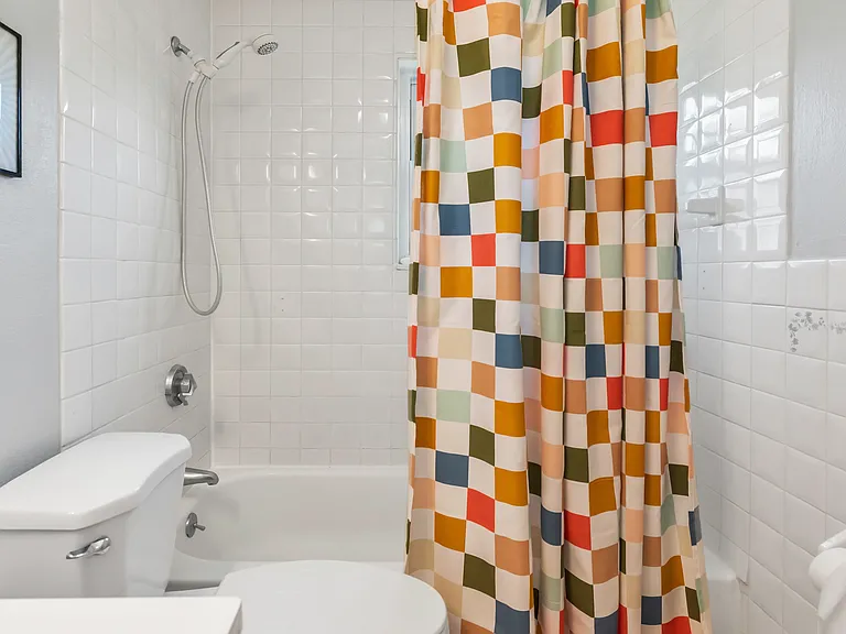 23 Edgelawn Ave #6 — Photo 16