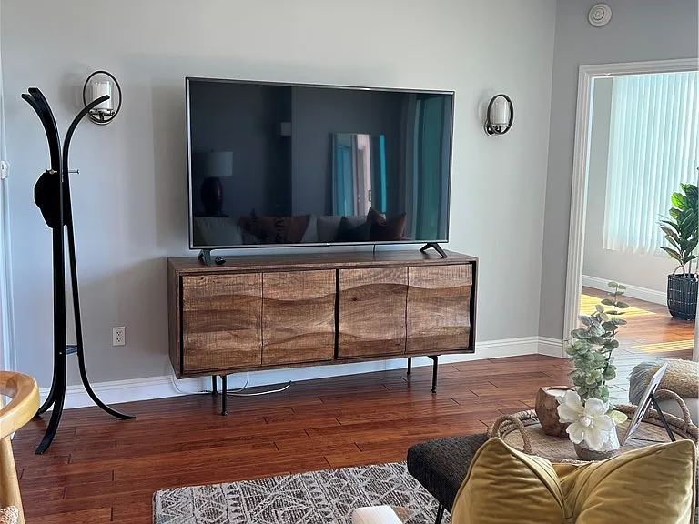 322 Karen Ave #805 — Photo 13