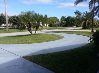 380 NE 29th St, Boca Raton, FL 33431