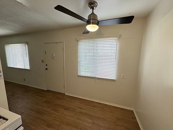 3rd image of 5111 Inglewood Blvd #4