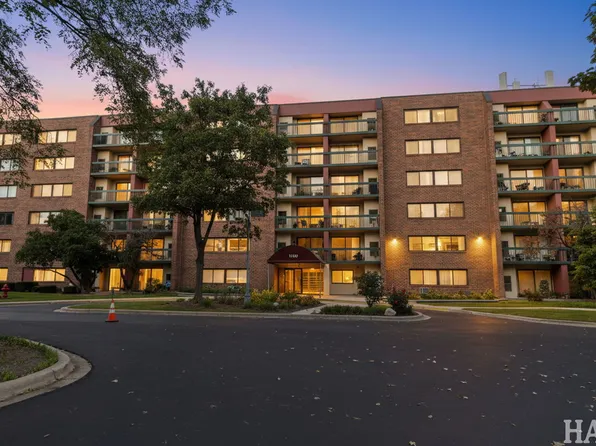 1840 Huntington Blvd APT 415, Hoffman Estates, IL 60169