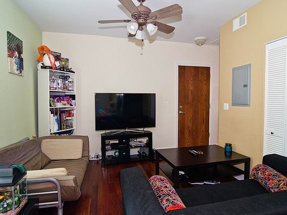 2nd image of 2321 N Oak Park Ave