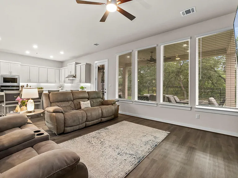 460 Constitution Way — Photo 12