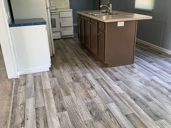 3rd image of 3264 British Rd