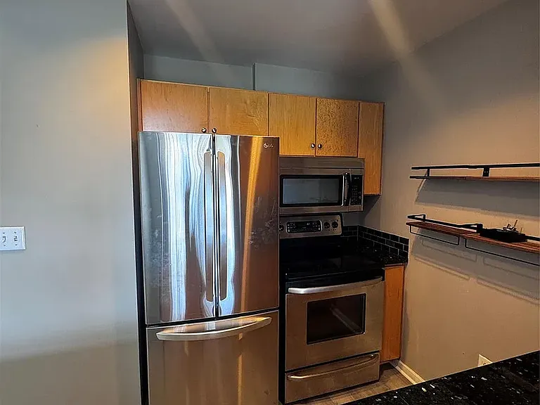 715 N Church St #408 — Photo 6