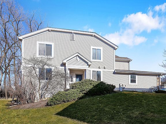 2nd image of 4367 Waters Edge Dr
