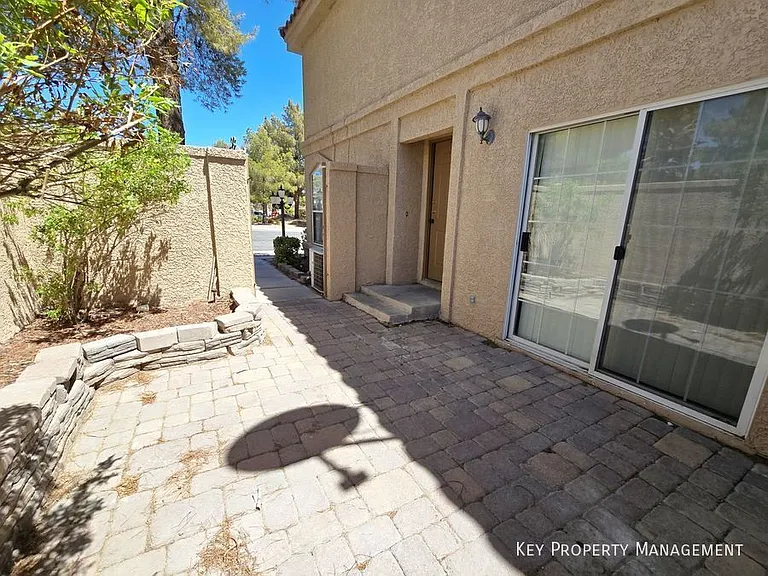 2817 Crystal Lantern Dr — Photo 31