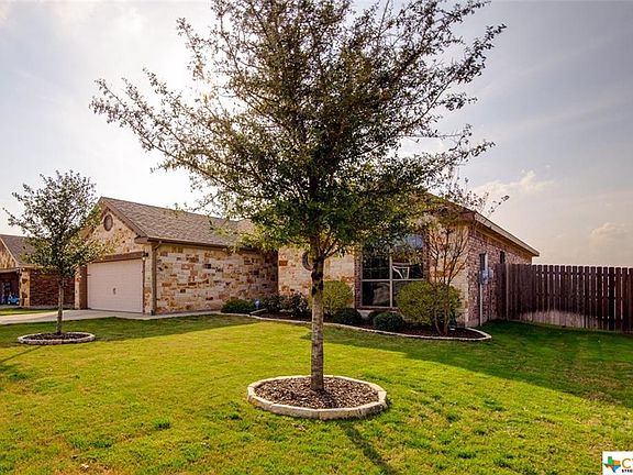 2nd image of 1718 Shadow Canyon Dr