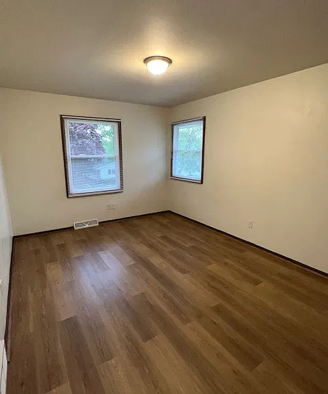 7481 Highview Dr — Photo 10