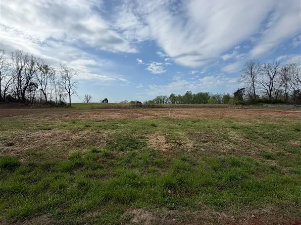 9141 Hermitage Ln, Alvaton, KY 42122