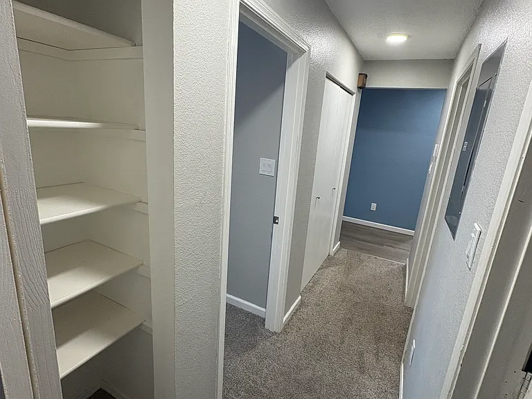 1721 E 59th Ave #3 — Photo 10