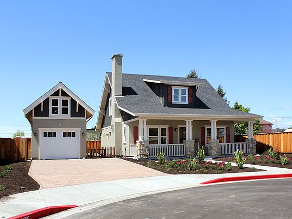 2nd image of 106 Oak Leaf Ct
