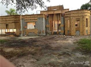 7962 NW 164th Ter, Miami Lakes, FL 33016