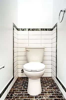 Rented by Nooklyn NYC LLC | media 70