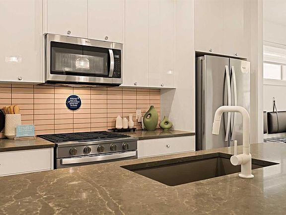 3rd image of 19760 SW 45th St SE