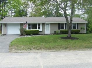 3 Nashawena Pl, Wareham, MA 02571