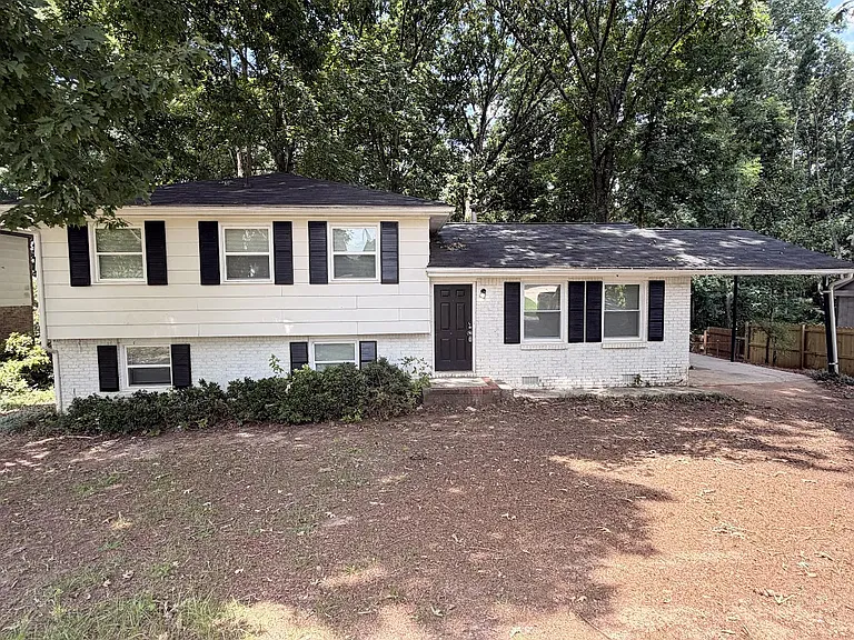 7005 Lodgepole Dr — Photo 1