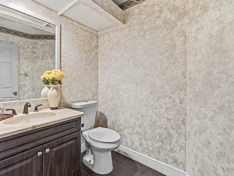 6513 Thoroughbred Loop — Photo 45