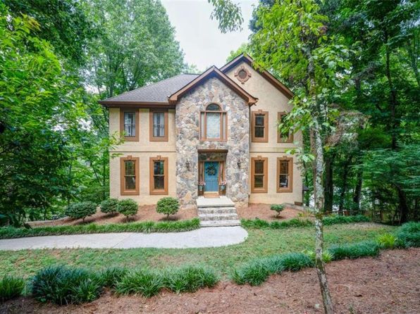 18 Commerce Row, Cartersville, GA 30121