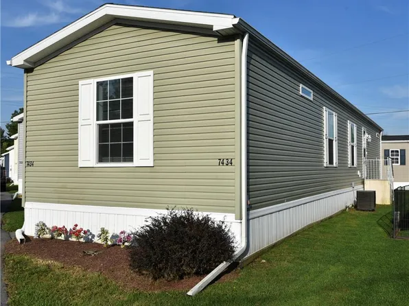 7434 Marquis Dr, Trexlertown, PA 18087