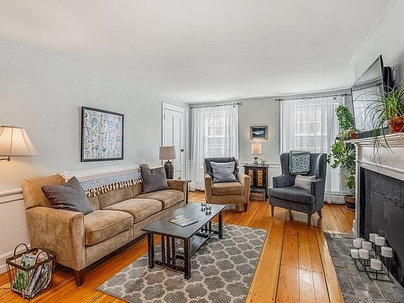 4th image of 43-45 Middle St #2