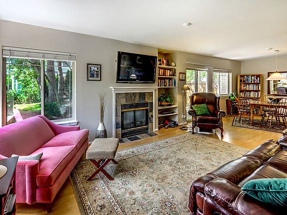 5th image of 15818 NE 90th Way #901