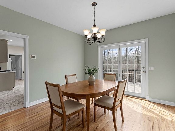 4th image of 26190 Hale Ct