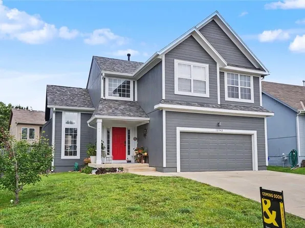 12542 S Belford St, Olathe, KS 66061